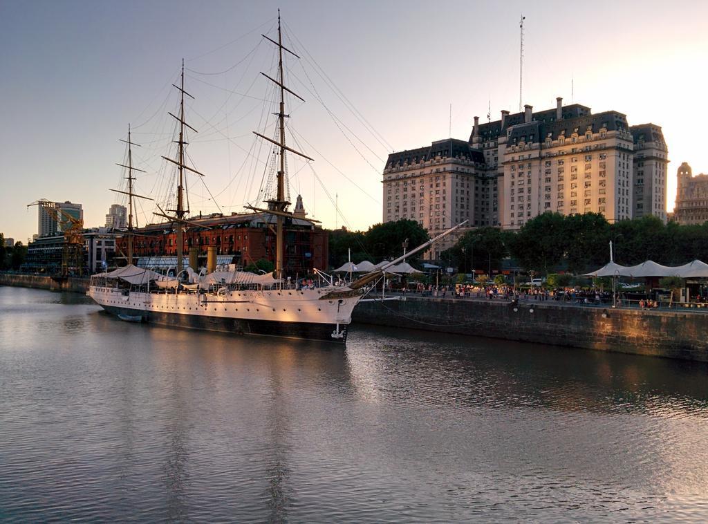 Apartamento Edificio Crucero Buenos Aires Bagian luar foto